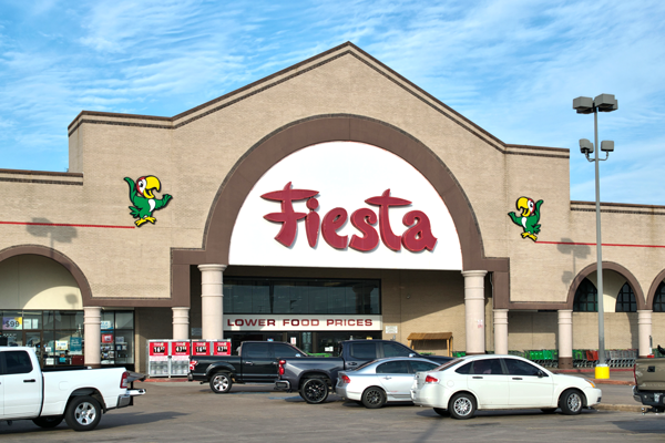 Fiesta Mart, a Latino-American supermarket chain based in Houston, Texas, will open a new store in the Dallas-Fort Worth metro