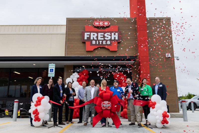 HEB Launches Fresh Bites Brand, Opens First Location; Scott Campbell Shares Deli Market News