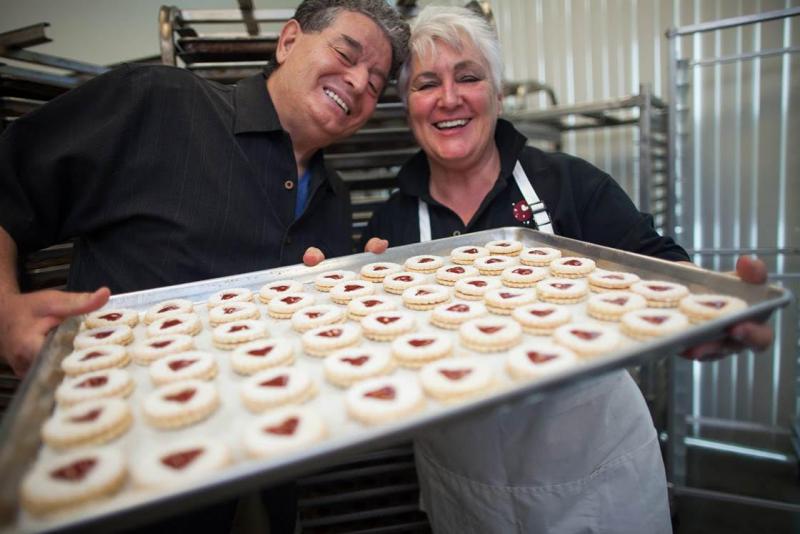 Cookies Con Amore Keeps Baking Cookies to Share the Love Deli Market News